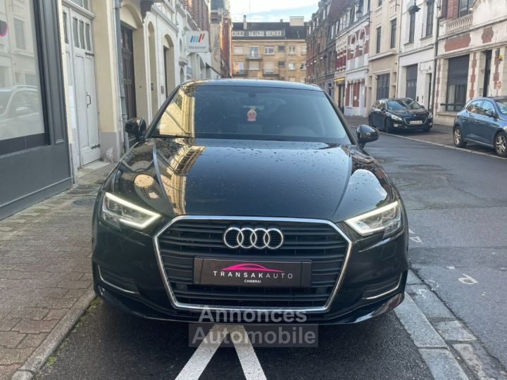 Audi A3 Sportback 30 TFSI 116 S tronic 7 Design Luxe / CAMERA DE RECUL / SIEGES CHAUFFANTS / GPS - 2