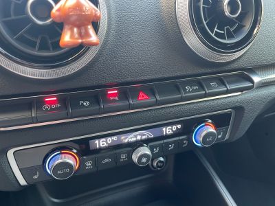 Audi A3 Sportback 30 TFSI 116 S tronic 7 Design Luxe / CAMERA DE RECUL / SIEGES CHAUFFANTS / GPS   - 27