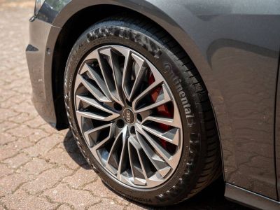Audi A6 V (C8) 55 TFSI e 367ch Compétition quattro S tronic 7 16cv   - 5