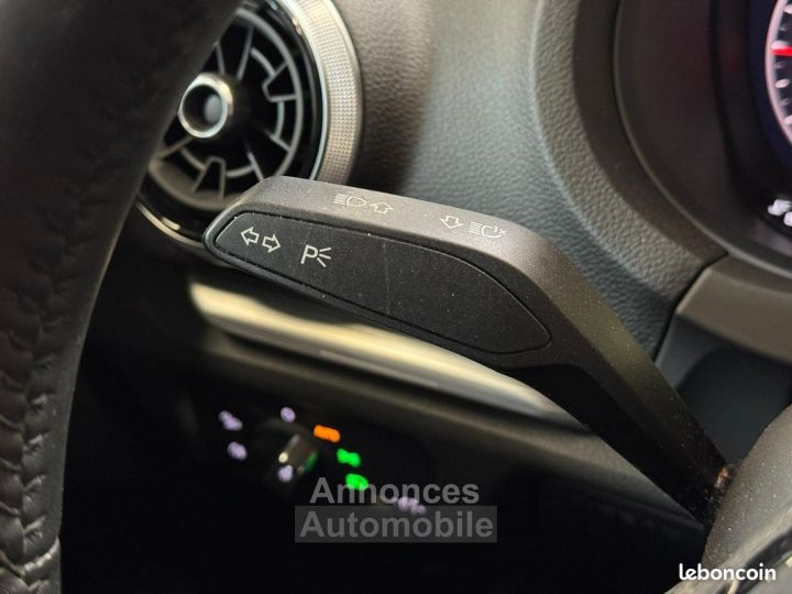 Audi A3 Sportback 35 TFSI 150 S tronic 7 Design Luxe ORIGINE FRANCE SECONDE MAIN SUIVI - 19
