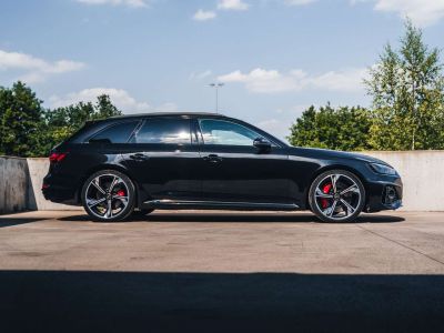 Audi RS4 Mythos Black Quattro Pano Adaptive Keyless   - 6