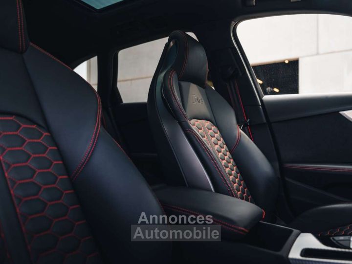 Audi RS4 Mythos Black Quattro Pano Adaptive Keyless - 25