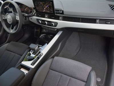 Audi A4 AUT 35 TFSI S LINE   - 13