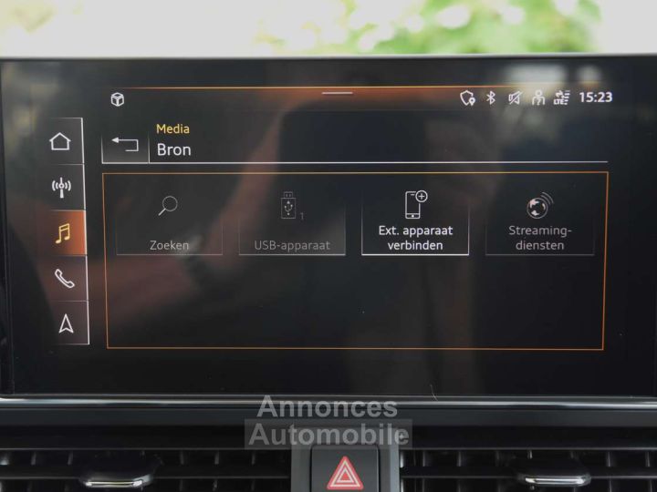 Audi A4 AUT 35 TFSI S LINE - 33