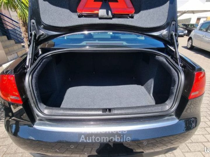Audi A4 27 V6 TDI 180CH AMBITION LUXE MULTITRONIC - 9