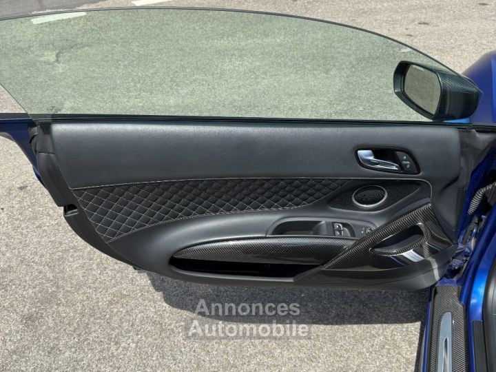 Audi R8 52 V10 550CH - 33