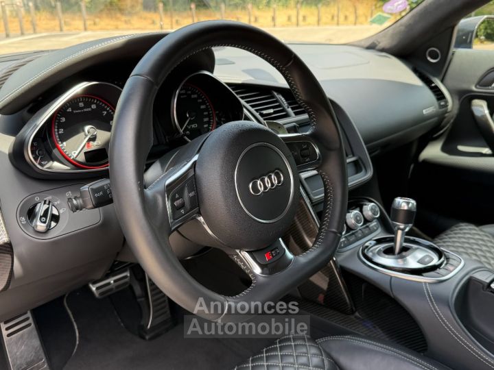 Audi R8 52 V10 550CH - 40