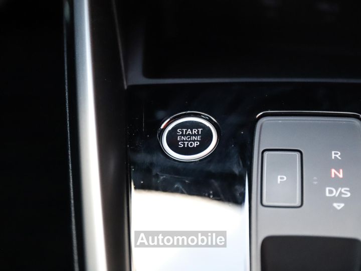Audi A3 Sportback 15 35 TFSI 150 S-Tronic 7 S line CAMERA GPS - 38