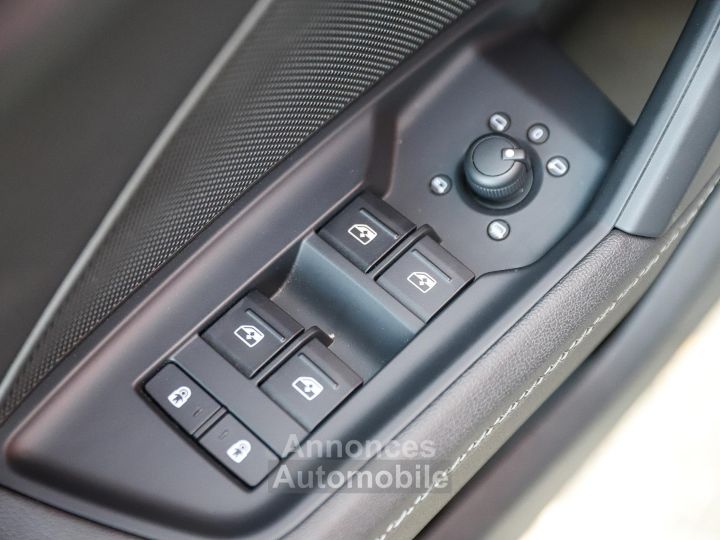 Audi A3 Sportback 15 35 TFSI 150 S-Tronic 7 S line CAMERA GPS - 50