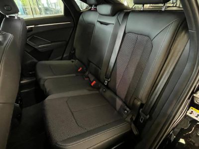 Audi Q3 Sportback 45 TFSIe 245 ch S tronic 6 S line   - 12