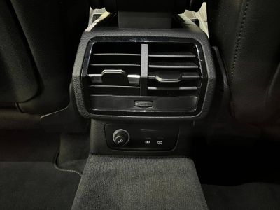 Audi Q3 Sportback 45 TFSIe 245 ch S tronic 6 S line   - 16