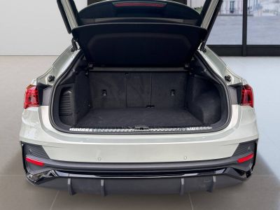 Audi Q3 Sportback 45 TFSIe  245 ch S tronic 6 S line   - 13