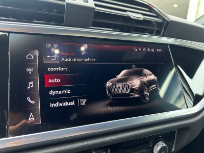 Audi Q3 Sportback 45 TFSIe  245 ch S tronic 6 S line   - 21