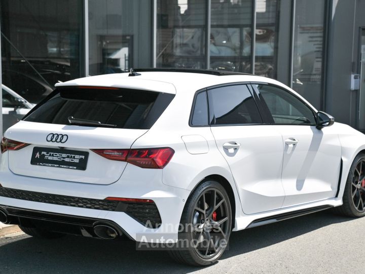 Audi RS3 Sportback 25 TFSI Pano - 4