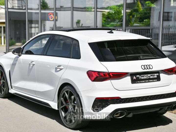 Audi RS3 Sportback 25 TFSI Pano - 5