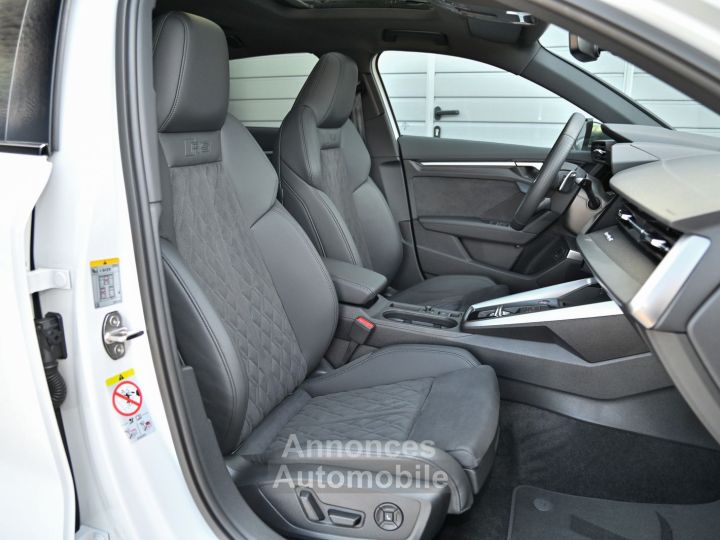Audi RS3 Sportback 25 TFSI Pano - 13
