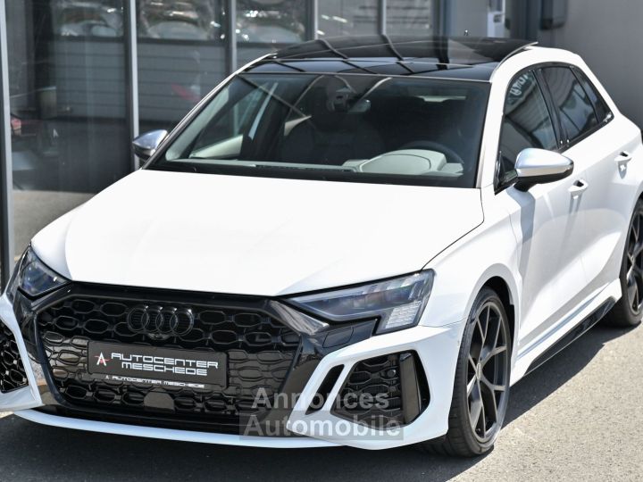 Audi RS3 Sportback 25 TFSI Pano - 32