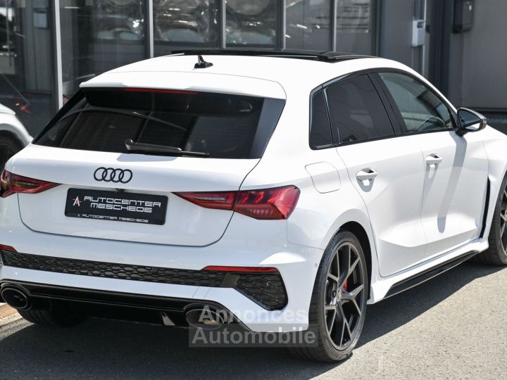 Audi RS3 Sportback 25 TFSI Pano - 33