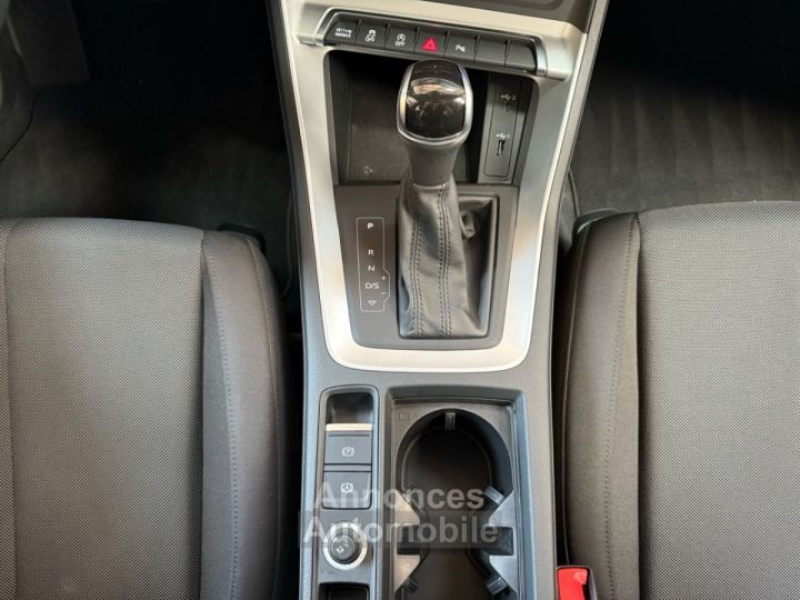 Audi Q3 35 TFSI 150CH MILD HYBRID BUSINESS LINE S TRONIC 7 - 17