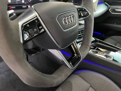 Audi e-tron GT 476ch quattro   - 8