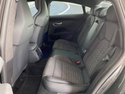 Audi e-tron GT 476ch quattro   - 18