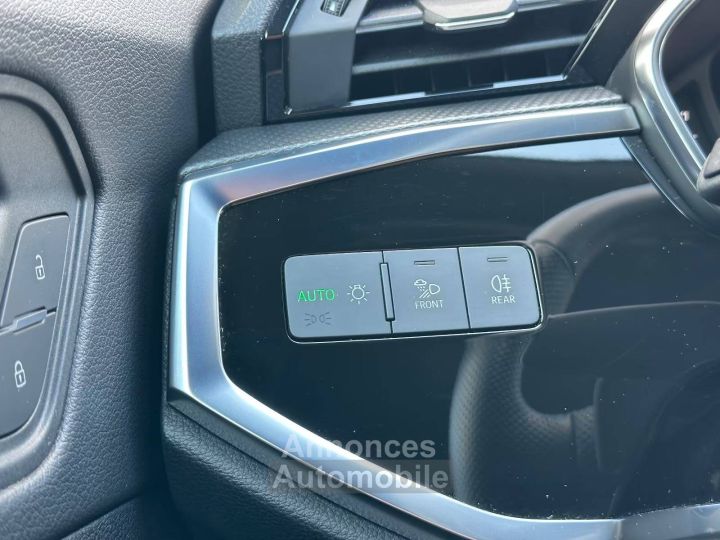 Audi Q3 II 45 TFSI e 245ch S line S tronic 6 - 17