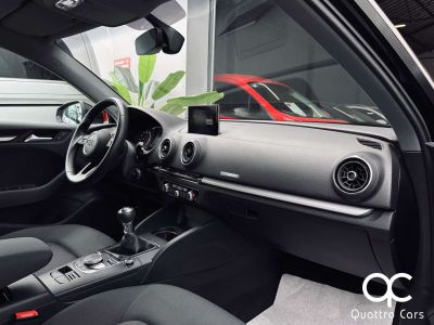 Audi A3 Sportback 15 TFSI 150 CH Car play Beau look   - 12