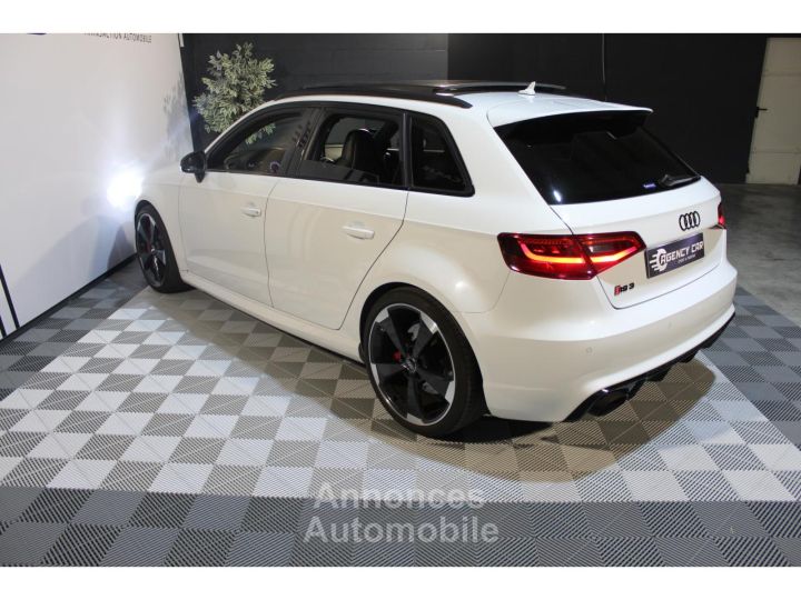 Audi RS3 SPORTBACK Quattro 25 TFSI - 367 - S-tronic - 8V - Blanc - Toit Ouvrant - SIèges RS - 3