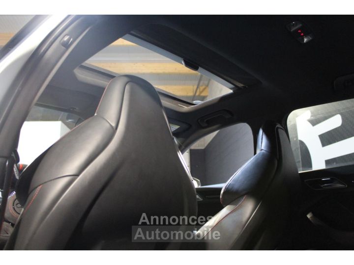 Audi RS3 SPORTBACK Quattro 25 TFSI - 367 - S-tronic - 8V - Blanc - Toit Ouvrant - SIèges RS - 29