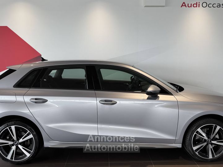 Audi A3 Sportback 40 TFSIe 204 S tronic 6 Design Luxe - 2