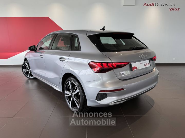 Audi A3 Sportback 40 TFSIe 204 S tronic 6 Design Luxe - 4