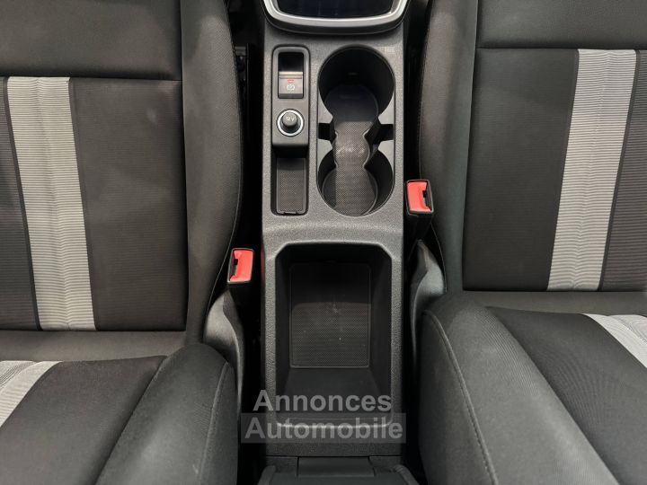 Audi A3 Sportback 40 TFSIe 204 S tronic 6 Design Luxe - 16