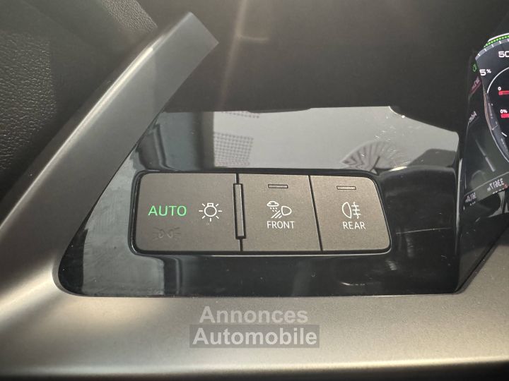 Audi A3 Sportback 40 TFSIe 204 S tronic 6 Design Luxe - 23