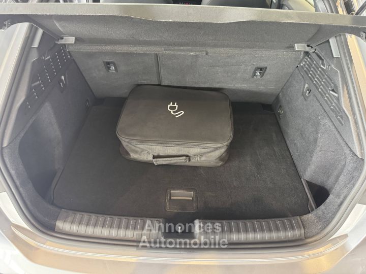 Audi A3 Sportback 40 TFSIe 204 S tronic 6 Design Luxe - 25