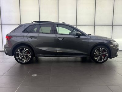 Audi A3 Sportback 45 TFSI e Hybride rechargeable 272 S tronic 6 S line   - 3