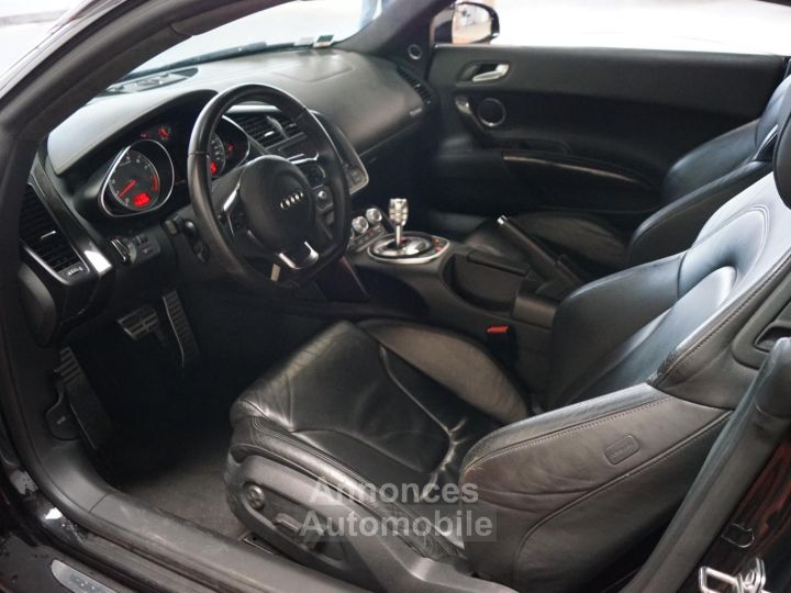 Audi R8 V8 42 FSI 420 Quattro R-Tronic - 3