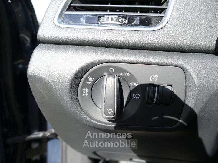 Audi Q3 20 TDI 150 Ch S-LINE BVM6 TOIT OUVRANT - 16