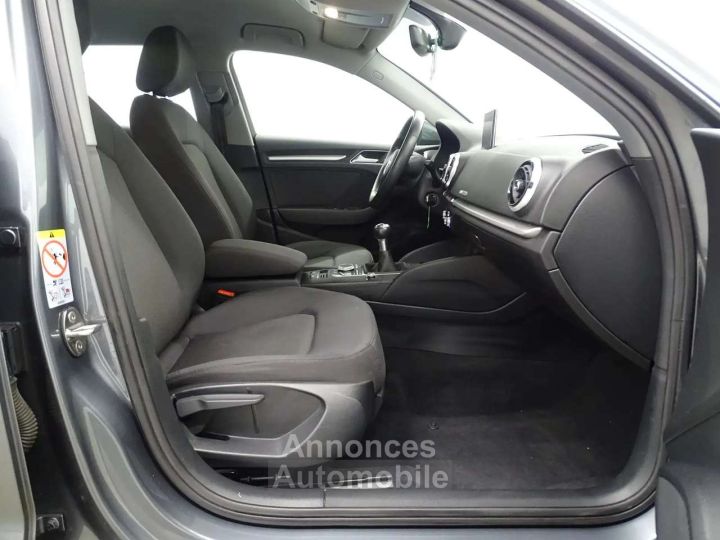 Audi A3 Sportback 30TFSI - 9