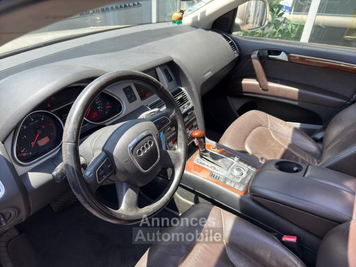 Audi Q7 AVUS V6 30 TDI 6S 240CH - 8