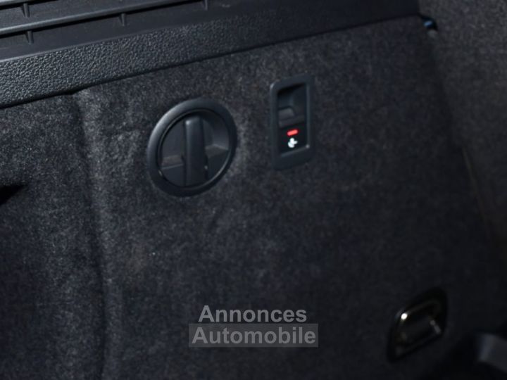 Audi A3 Sportback S-Line Ambition Luxe 35 TDI 150 S-Tronic GPS Virtual Attelage Car Play Pré Sense ACC Induction JA 18 - 18