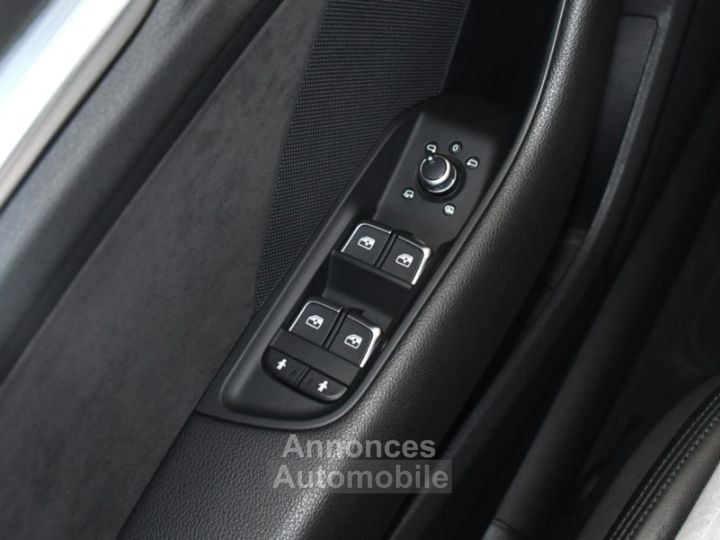 Audi A3 Sportback S-Line Ambition Luxe 35 TDI 150 S-Tronic GPS Virtual Attelage Car Play Pré Sense ACC Induction JA 18 - 23