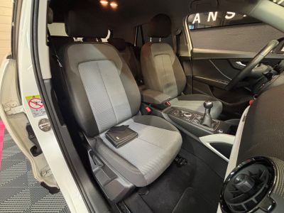 Audi Q2 30 TDI 116 BVM6 Design/APPLE CARPLAY   - 11