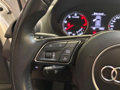 Audi Q2 30 TDI 116 BVM6 Design/APPLE CARPLAY   - 17