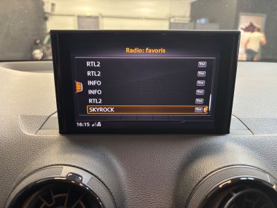 Audi Q2 30 TDI 116 BVM6 Design/APPLE CARPLAY   - 20