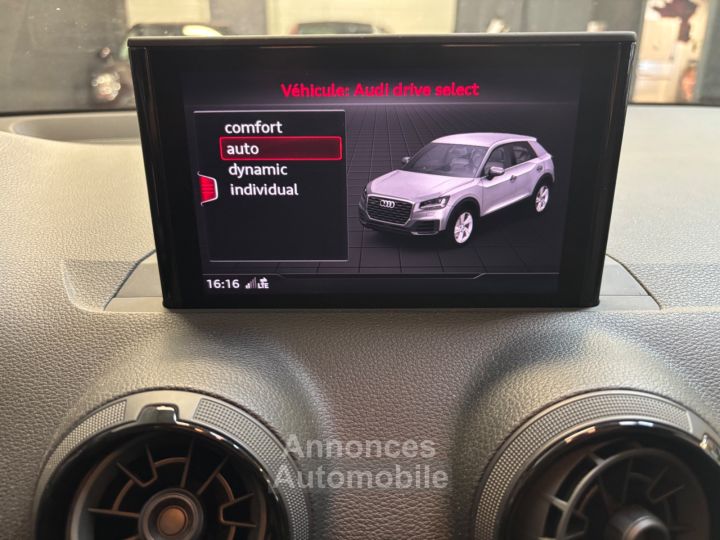 Audi Q2 30 TDI 116 BVM6 Design/APPLE CARPLAY - 23