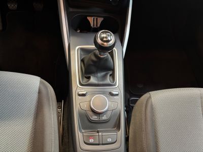 Audi Q2 30 TDI 116 BVM6 Design/APPLE CARPLAY   - 25