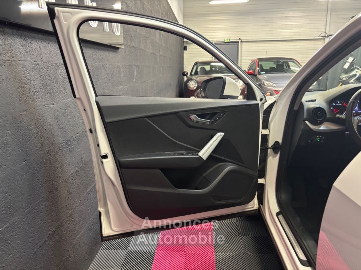 Audi Q2 30 TDI 116 BVM6 Design/APPLE CARPLAY - 29