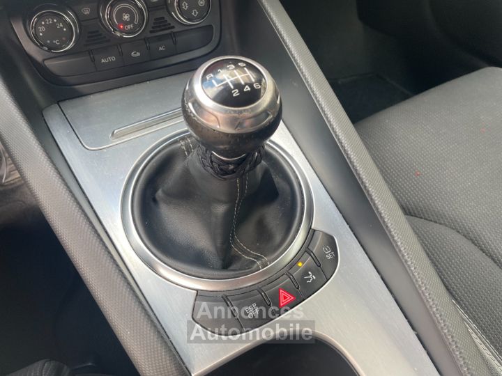 Audi TT 18 TFSI 160 S line / CIEL ETOILE / REGULATEUR - 29