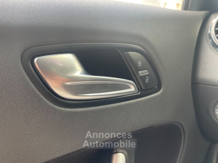 Audi TT 18 TFSI 160 S line / CIEL ETOILE / REGULATEUR - 31