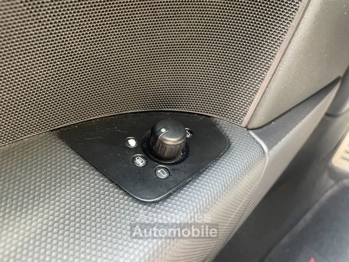 Audi TT 18 TFSI 160 S line / CIEL ETOILE / REGULATEUR - 32
